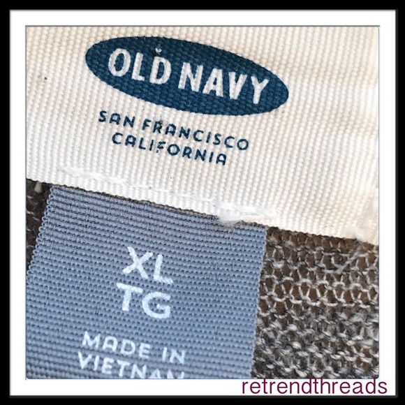 V neck gray top - Picture 4 of 5